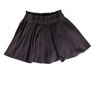 Zara Black pleated mini - L